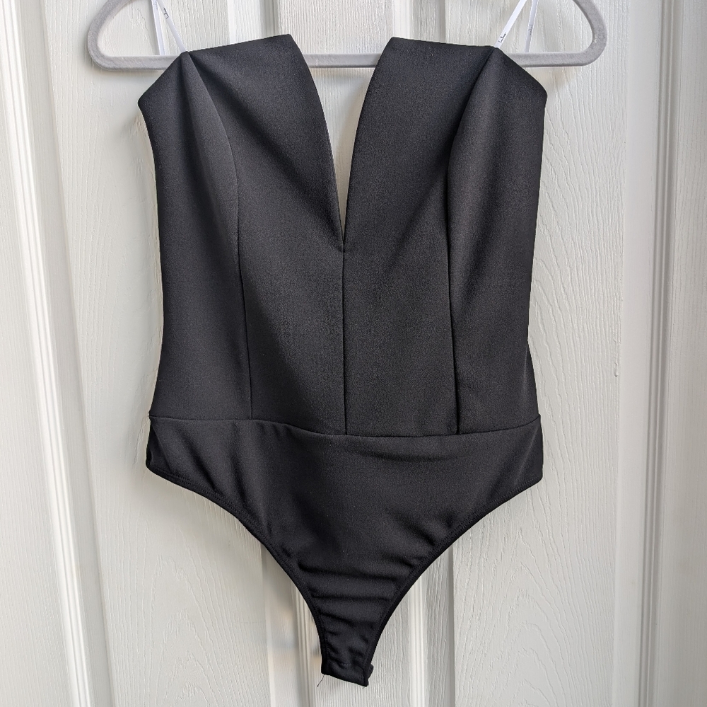 Lulu's Black Strapless Plunge Bodysuit